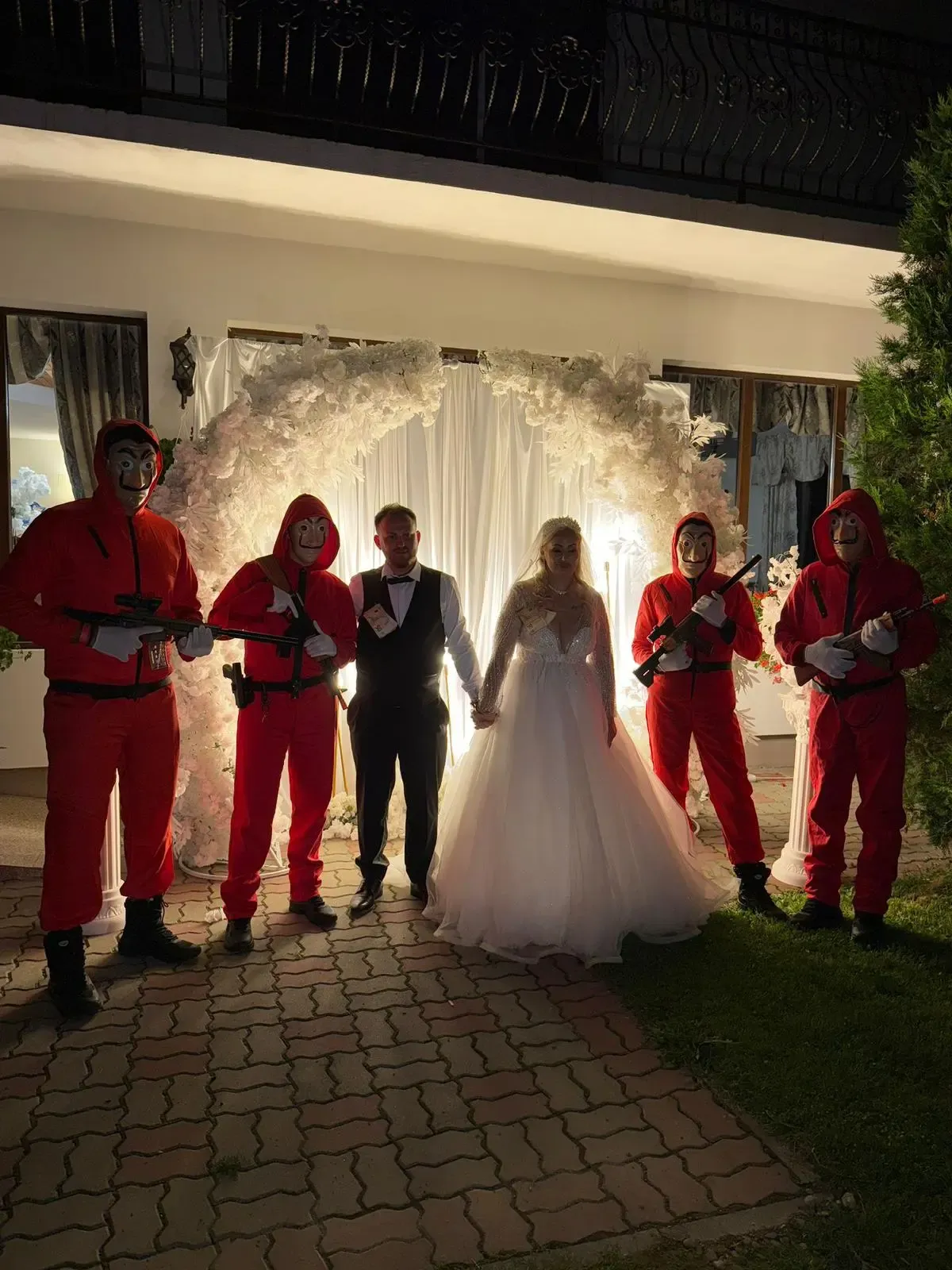 Show dansatori profesionisti